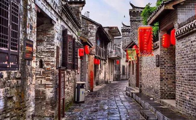 60围,500多名业主参加!广州“红盘”举办百家宴